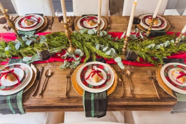 Christmas table decor diy