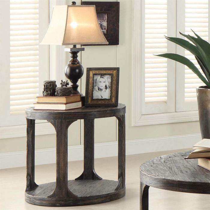 Living room end table decor