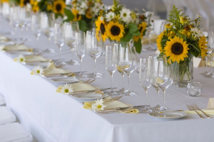 Sunflower wedding table decor