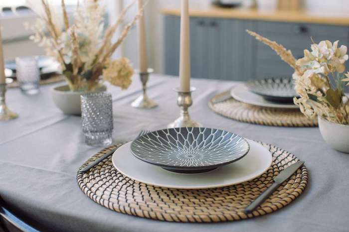 Modern everyday dining table decor